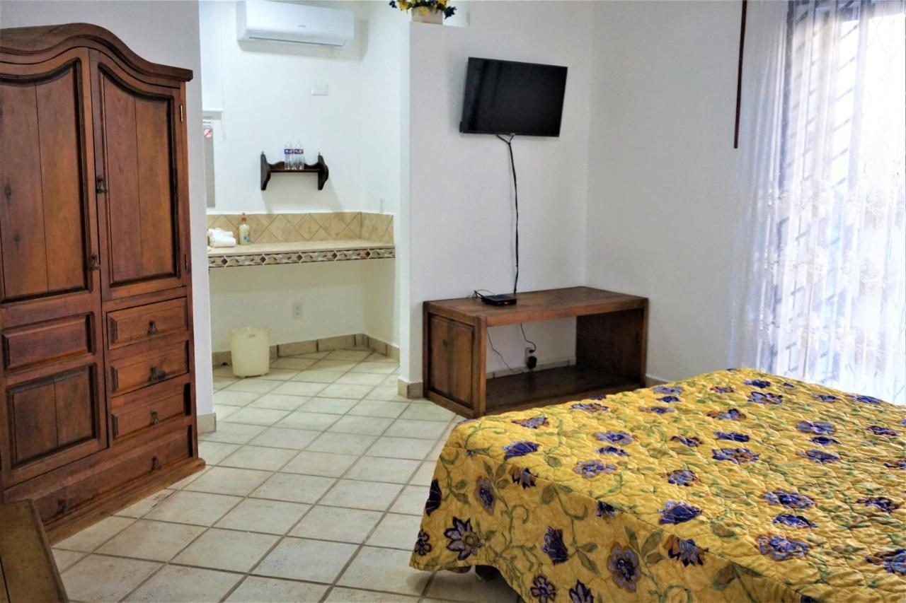 Hotel Boutique Suites Puerto Cancún Eksteriør bilde